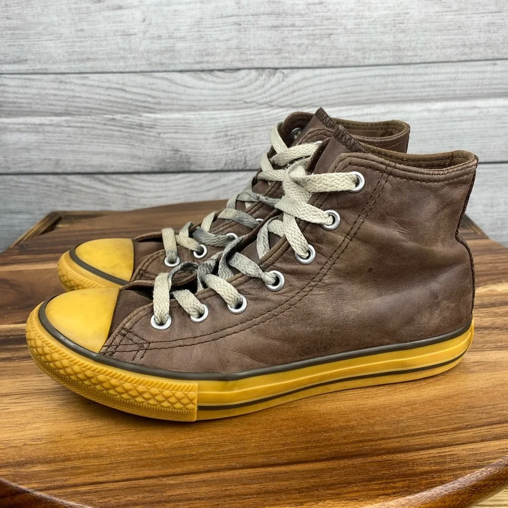 Converse Chuck Taylor All Star Hi Top Brown Leather Sneaker 312643 Youth Size 2